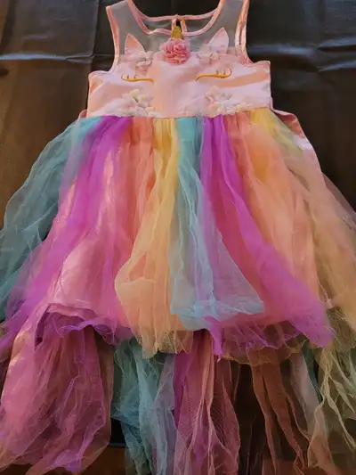 Robe multicouleur, View more