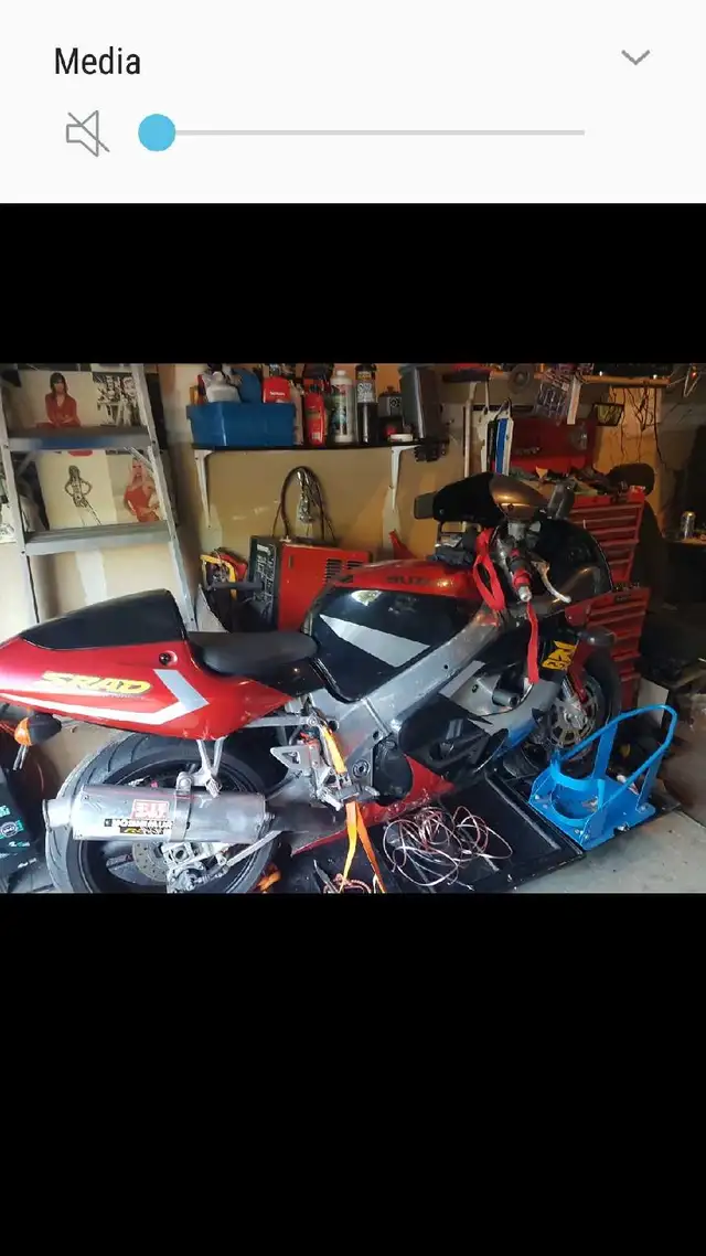 98 gsxr 600 for sale in Sport Bikes in London - Image 2