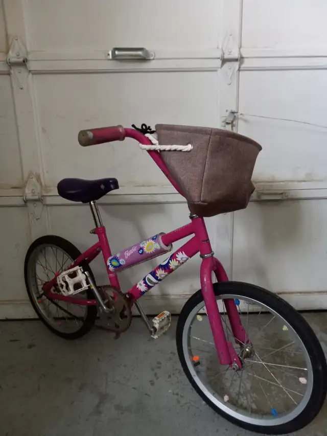 Girl's Bike $10 in Kids in Windsor Region - Image 3