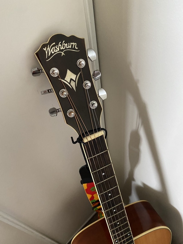 Washburn C40 Classic Acoustic Guitar Guitars Hamilton Kijiji