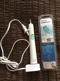 Philips Sonicare electric toothbrush & replacement brush heads