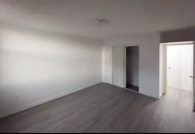 *agents please DONNOT contact me. thanks *potential tenants- please fill in the form or download fro...