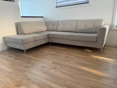 Divan Sectionnel, View more