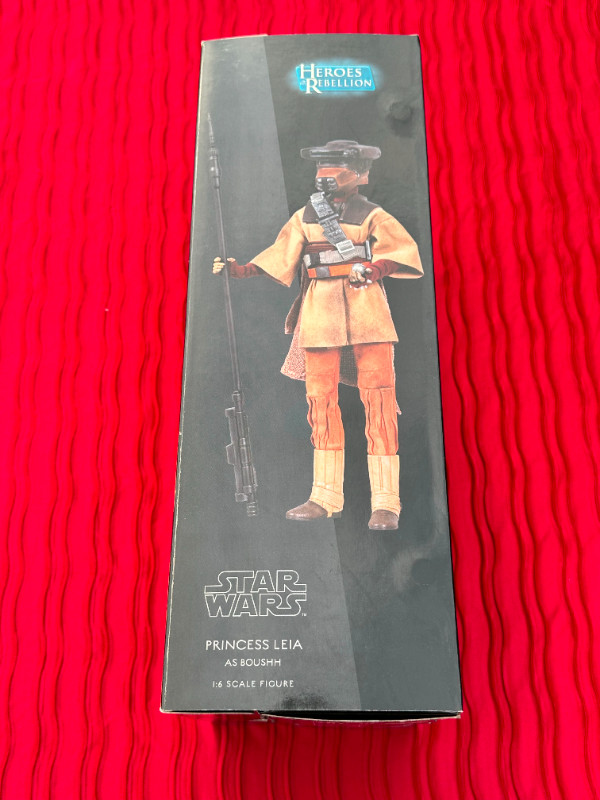 Star Wars - Sideshow Princess Leai in Boushh Disguise 1:6 Scale in Arts & Collectibles in Calgary - Image 4
