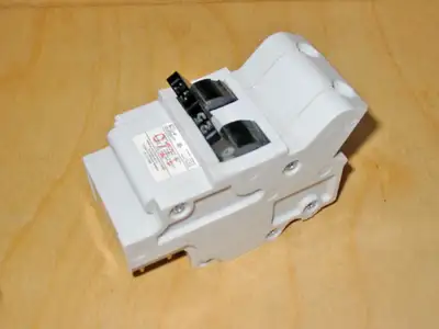 FPE 125 AMP, 2 POLE,  CIRCUIT BREAKER (FPE NA2P125) ~ RARE/MINT!, View more