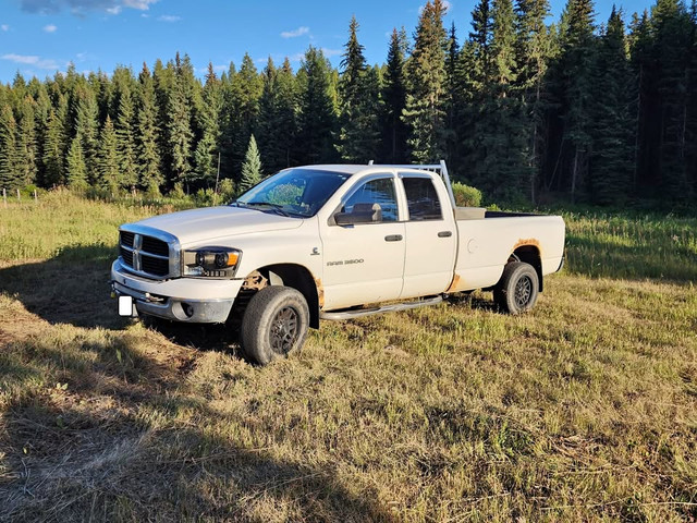 2006 Dodge Ram 3500 in Cars & Trucks in Williams Lake