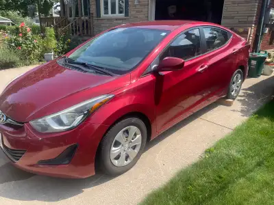 This reliable Hyundai Elantra features a fuel-efficient engine and a smooth manual transmission, mak...