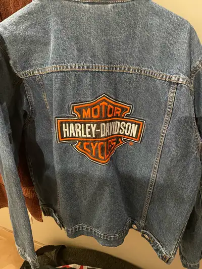 Harley-Davidson trucker jacket large, View more