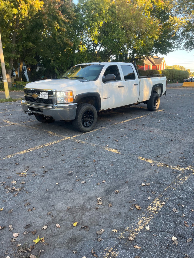 2012 Chevy 2500hd in Cars & Trucks in Cornwall