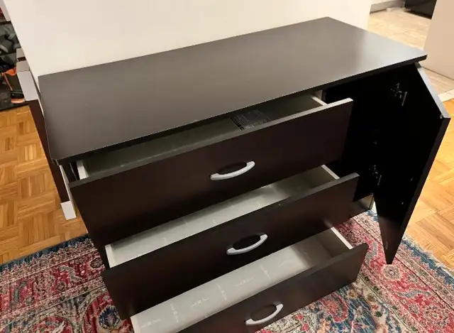 Dark Brown Dresser with 3 Drawers and Cabinet63735877903745121
