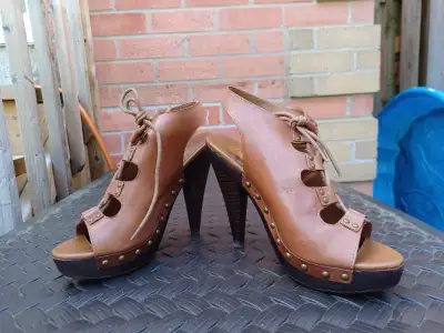High Heals - Fergie, 7.5 Brown - $30 Firm, View more