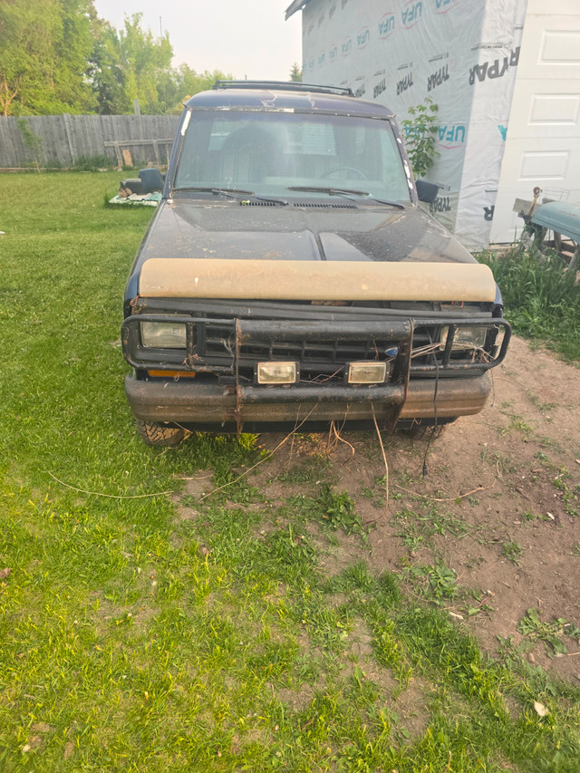 Used suv in Cars & Trucks in Grande Prairie