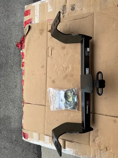 New never used. Few minor cosmetic issues. Comes with all hardware required for install. Fits: 2019-...