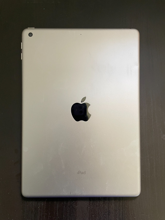 iPad 6th Generation 32GB in iPads & Tablets in Windsor Region - Image 2