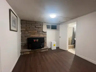 Convenient 1 Bedroom Basement Apartment Near STC