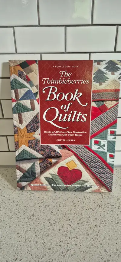 The Thimbleberries Book of Quilts Christmas project Quilts decor, View more