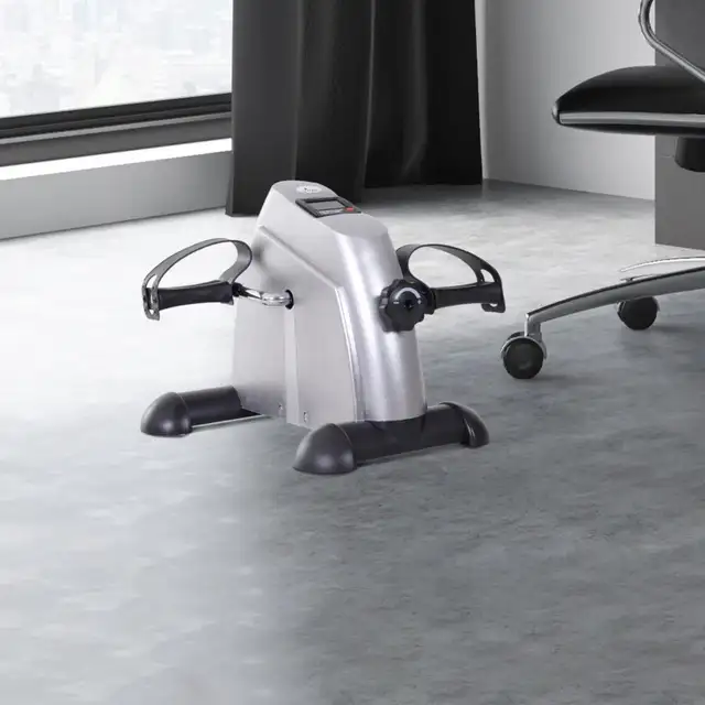Portable Mini Pedal Exercise Bike Indoor Cycle Fitness Arm Leg w in Exercise Equipment in Markham / York Region - Image 9