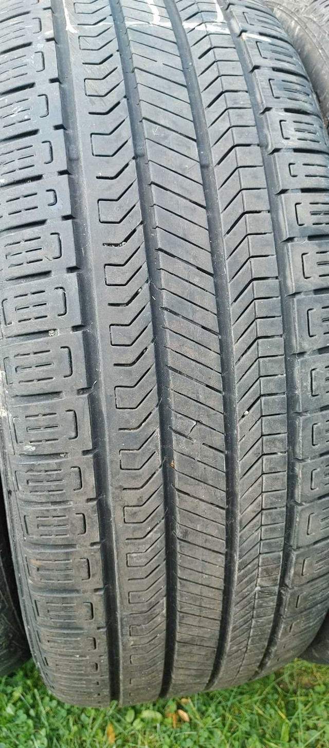 235 55 r19 Continental all season tires like new condition  in Tires & Rims in St. Catharines - Image 3