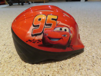 DISNEY CARS LIGHTNING MCQUEEN HELMET