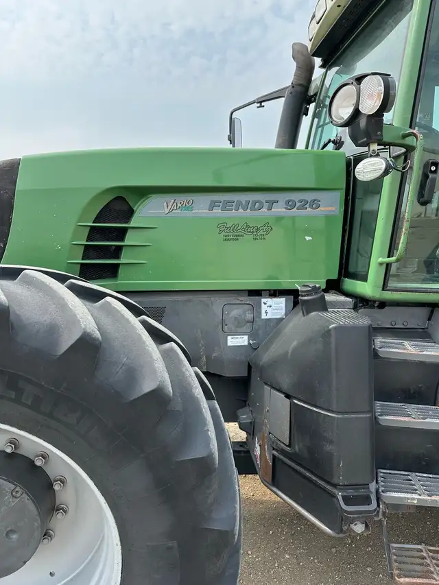 2005 Fendt 926 in Farming Equipment in Swift Current - Image 3