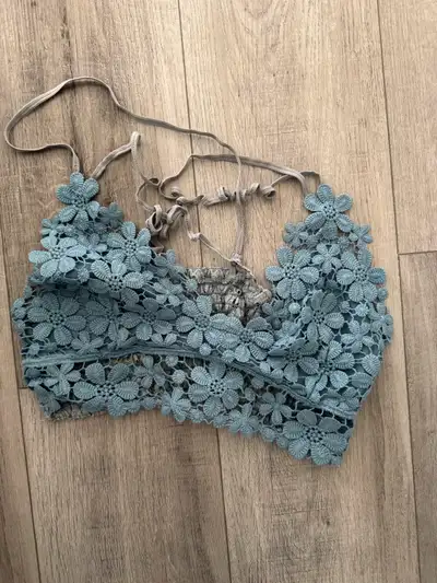 Small blue floral bralette - Gently used, like new!, View more