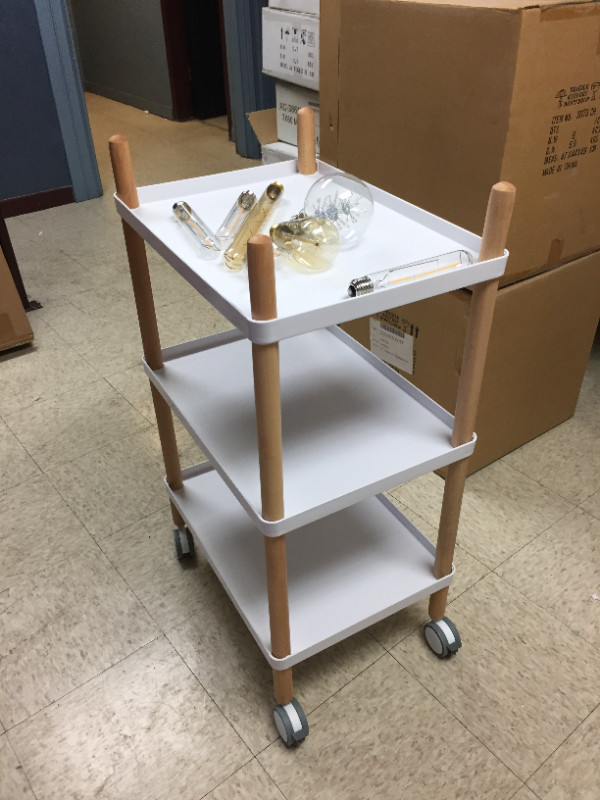 White and Wood Serving Rolling Cart Table Tray for Storage Rack dans Buffets et vaisseliers  à Longueuil/Rive Sud - Image 4