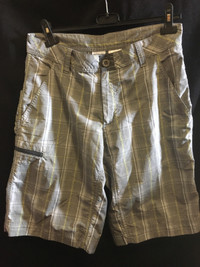 Bermuda COLUMBIA Sportswear, Homme taille 32 (P/S), 418-681-1686
