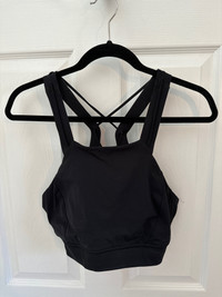 Lululemon Size 12 women’s bras and top
