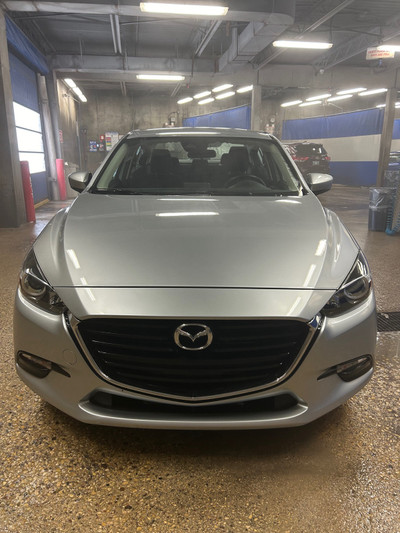 2017 Mazda 3 GS - MANUAL