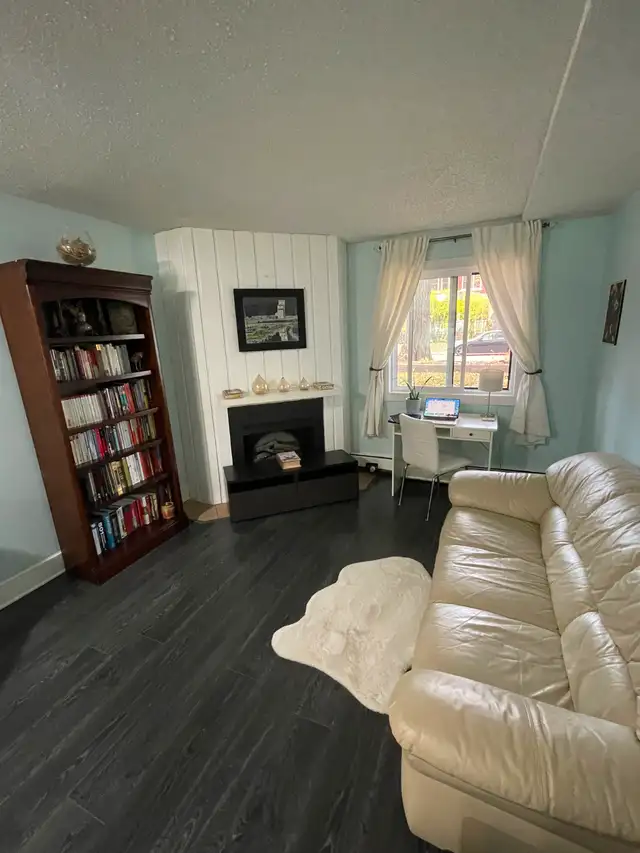 Furnished one-bedroom condo in City Park - includes utilities in Long Term Rentals in Saskatoon - Image 10