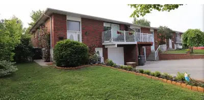 I have rooms for rent: $800 - small for 1 person, $850 or $950 - medium for 1 person or a couple, $9...