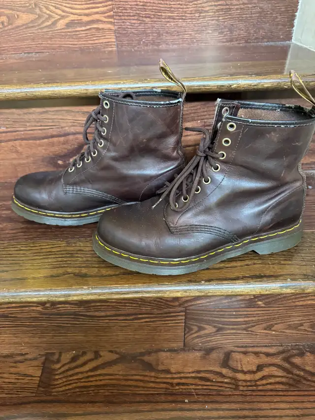 Dr. Martens Boots in Men's Shoes in Kitchener / Waterloo - Image 3