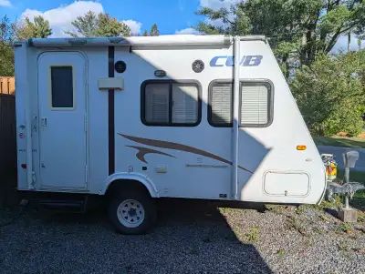 2009 16 ft camper trailer everything works. Fridge stove, furnace, air conditioning solid floor. The...
