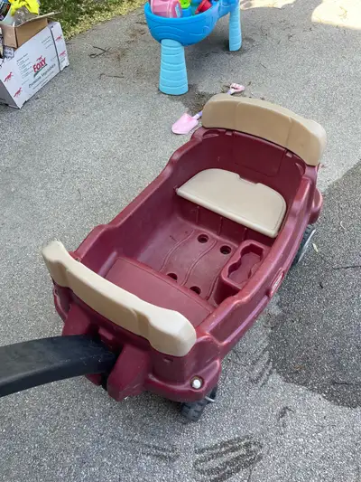 Good for Neighborhood/playground trip.