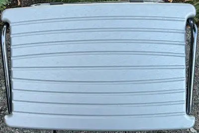 Simple Tilt Adjustable Footrest Under Desk, View more