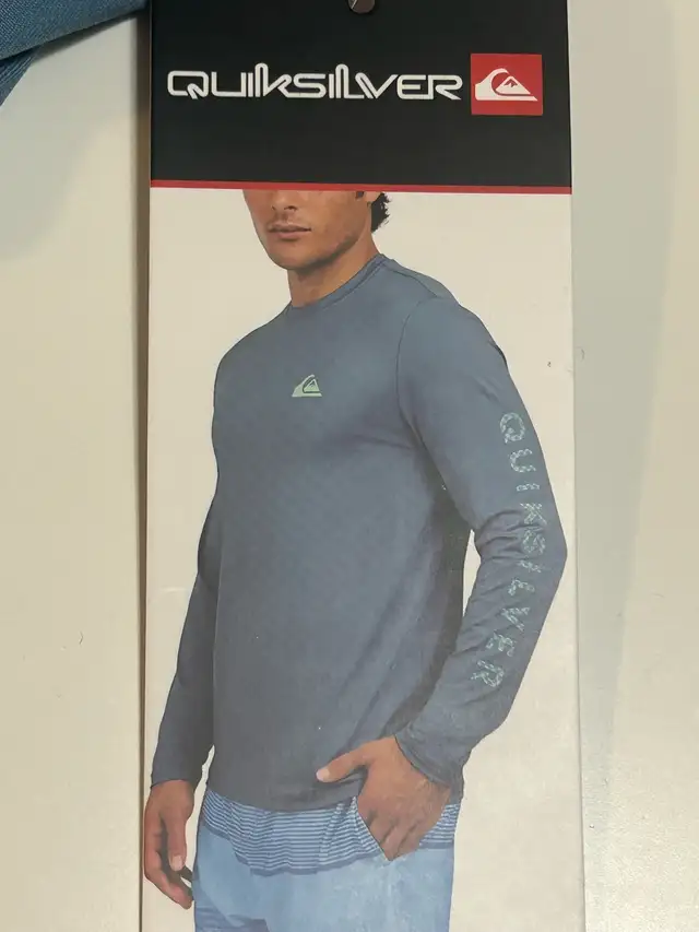 Brand New Quicksilver Winter Ski Long Sleeve Top Shirt in Men's in Calgary - Image 3