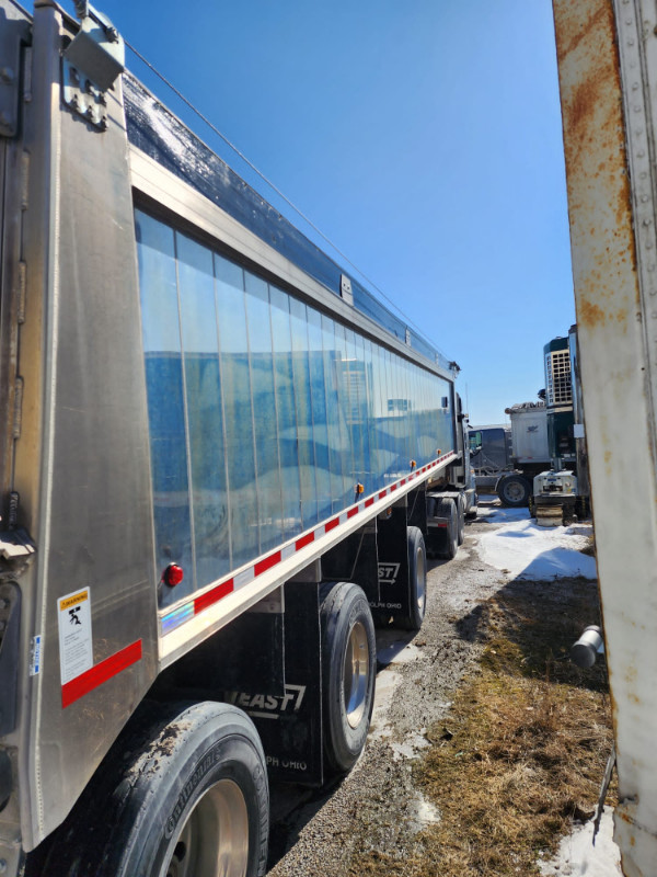 2022 East End dump trailer available for Sale-&nbsp;$110K in Cars & Trucks in Mississauga / Peel Region - Image 3