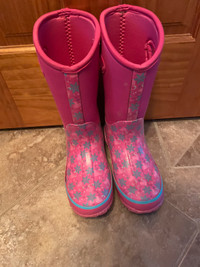 Girls size 3 winter boots 