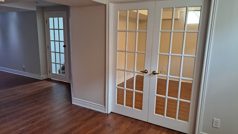 2 Bedroom Basement Apartment for Rent in Oakville 4