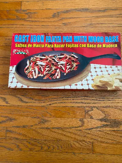 Cast iron fajita pan with wood base, View more