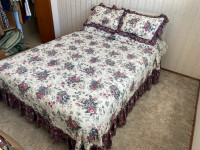BEDSPREAD AND SHAMS (DOUBLE)