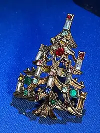 Vintage and Unique - Christmas Tree Brooch