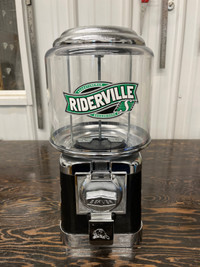 Beaver Candy Gumball Machine (Like New)