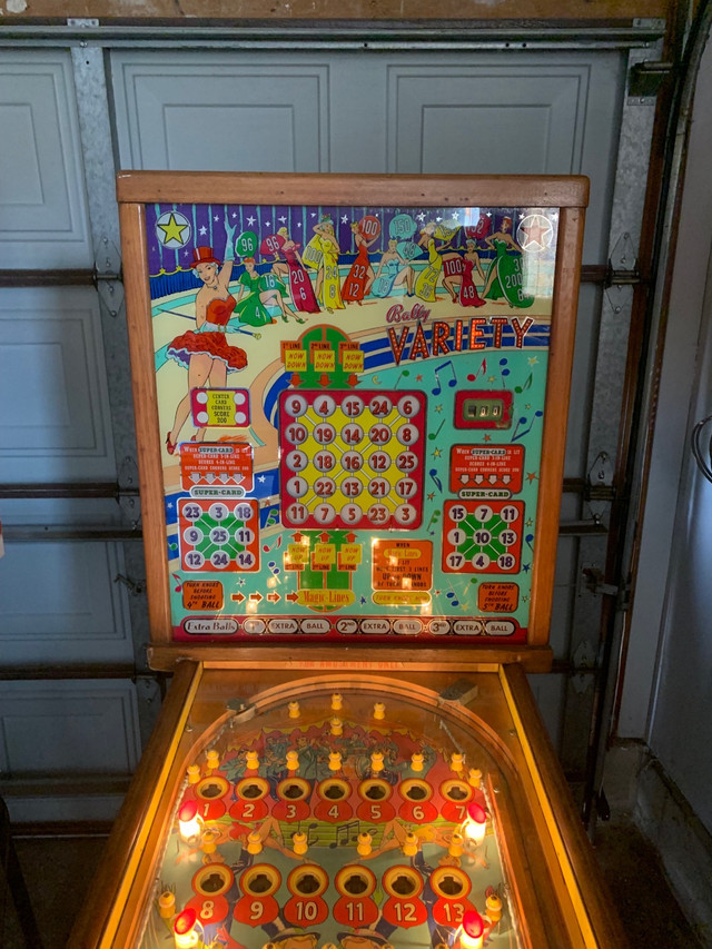 3 em pinball machines. Bally 5 cent variety , Bally Amigo, Willi Arts