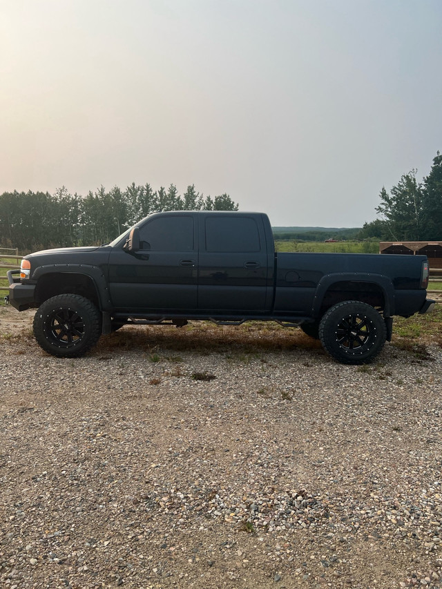 2004 gmc duramax  in Cars & Trucks in Strathcona County