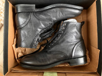 Frye Peyton Lace Up Boots - New (M9)