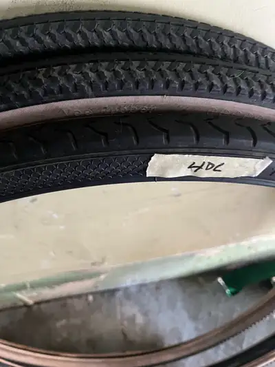 700 - 40c (40- 622) bicycle tire (2), View more