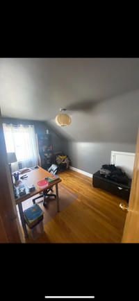 Room to rent $675 a month! 8 month lease 