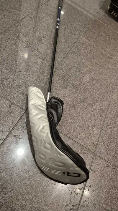 Taylormade Driver Qi35, View more