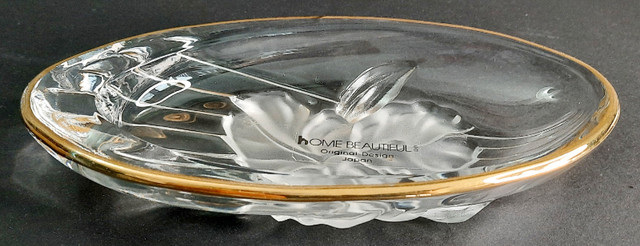 Nice Oval  Gilded Candy/Nut Dish made in Japan Gold Rim 7"x3.7" in Home Décor & Accents in Oakville / Halton Region - Image 4